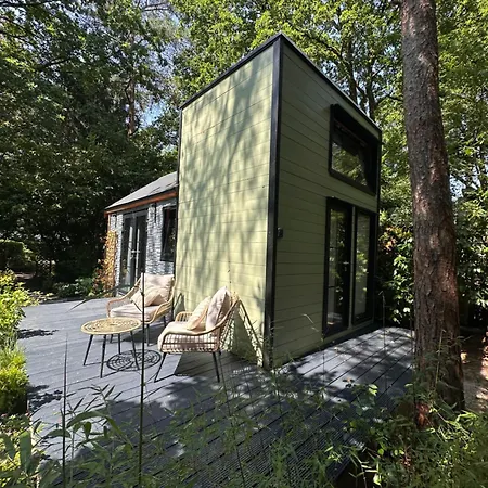 Holiday home Enchanted Garden Diessen